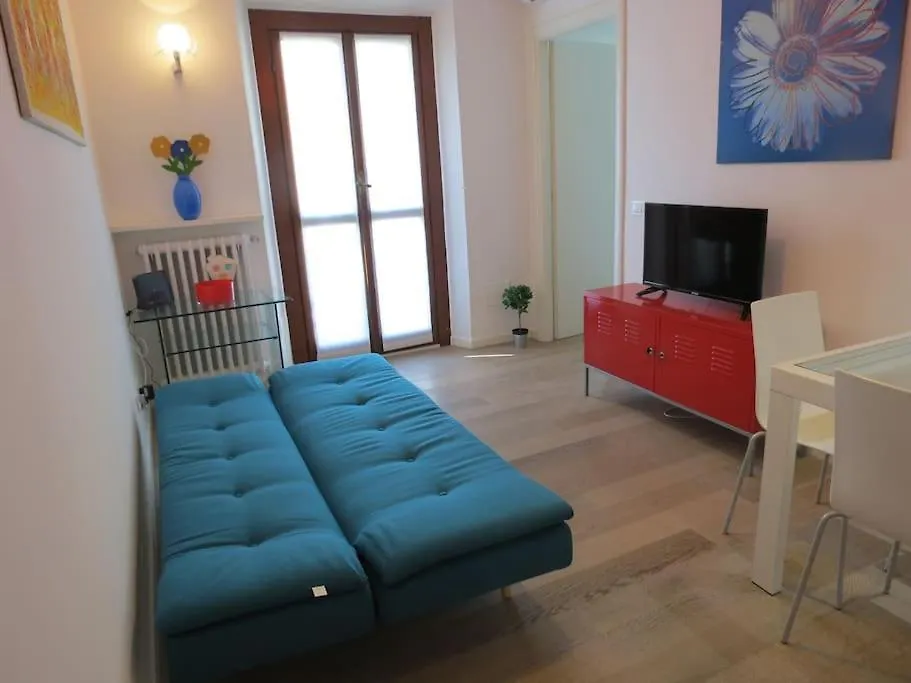 شقة Casa Pao, Typical House In Milan Near The Center